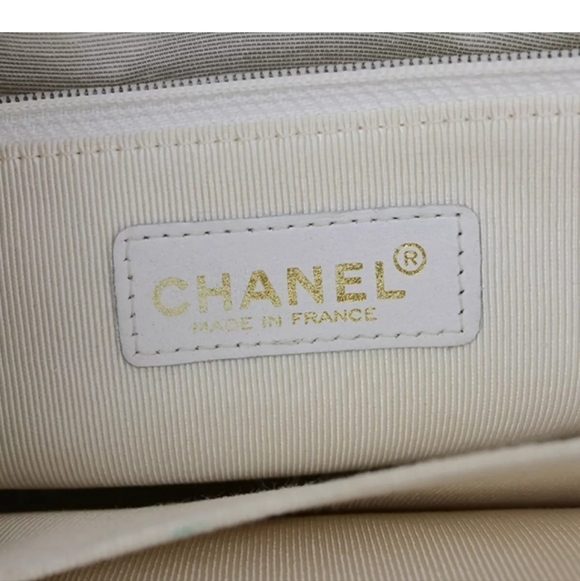 CHANEL 🔥Rare🔥 Wild Stitch Lambskin Quilted Chain Shoulder Bag! - Picture 14 of 16